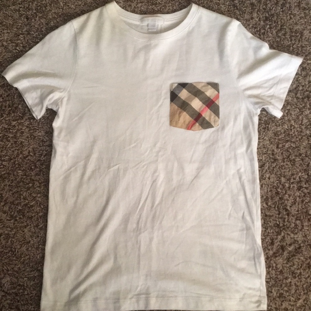 Burberry T- shirt